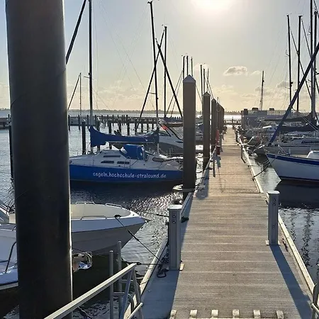 Bådhotel Houseboat Harmony Stralsund