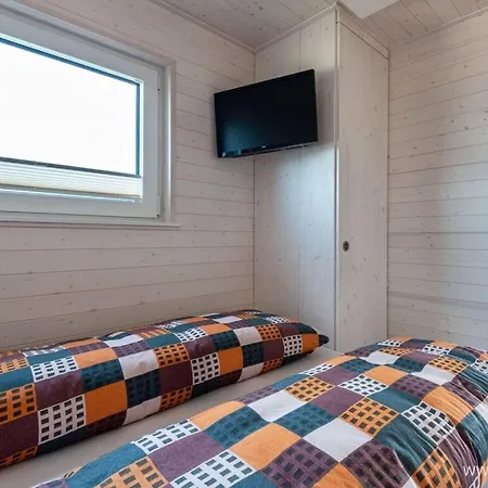 Houseboat Harmony Bådhotel Stralsund